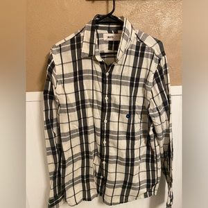 Large hollister flannel size large NWT
